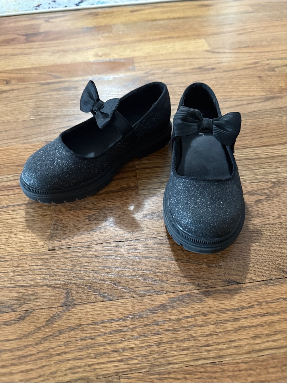 Toddler Girls Black Glitter Mary Jane Shoes with Bow- Size 12